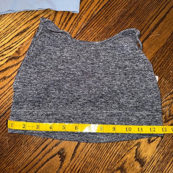 Seamless Bras - Picture 2 of 6